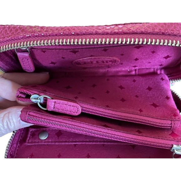 Fossil Women Wallet Leather Snakeskin Embossed Zippered Compartments Pink Clutch - Picture 3 of 6